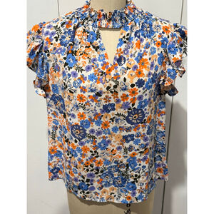 Women's LOVE X DESIGN Floral Print keyhole smocked neck Blouse M White Blue